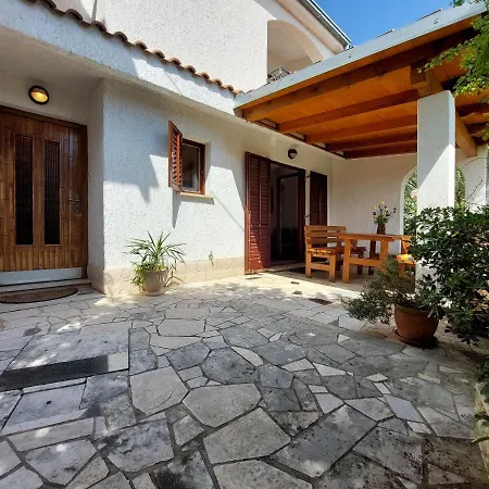 Vida Apartmán Klenovica